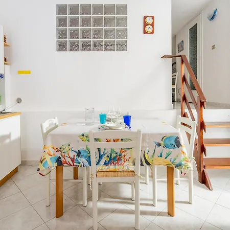 Casa Dolly, Monterosso 5 Terre Apartment *